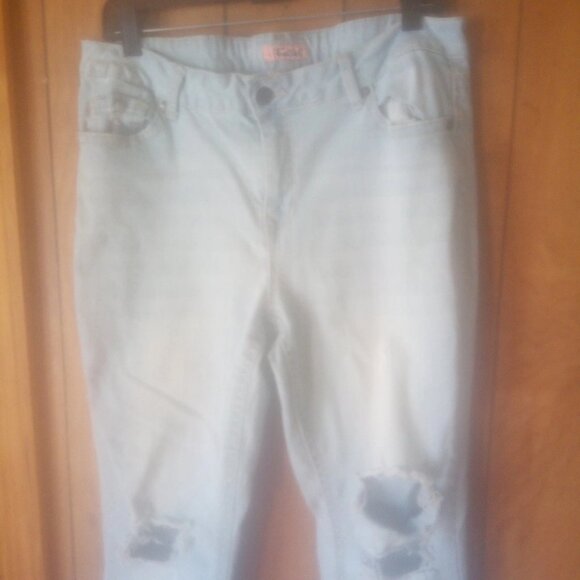 true luck plus size womens distressed jeans size 16 - Picture 3 of 8